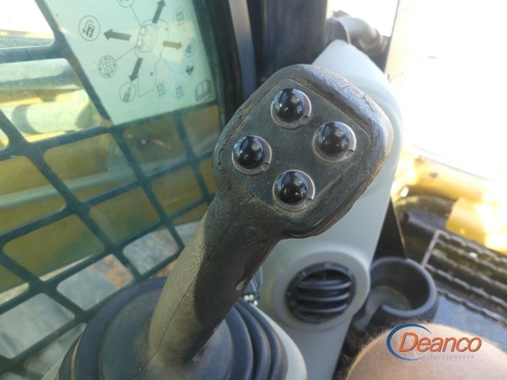 2012-caterpillar-299d-image-13