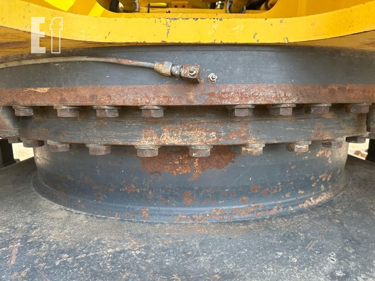 2020-komatsu-pc360-lc-11-image-15