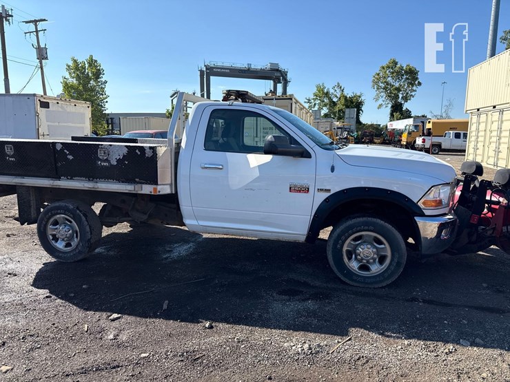 2012-ram-2500-hd-image-1