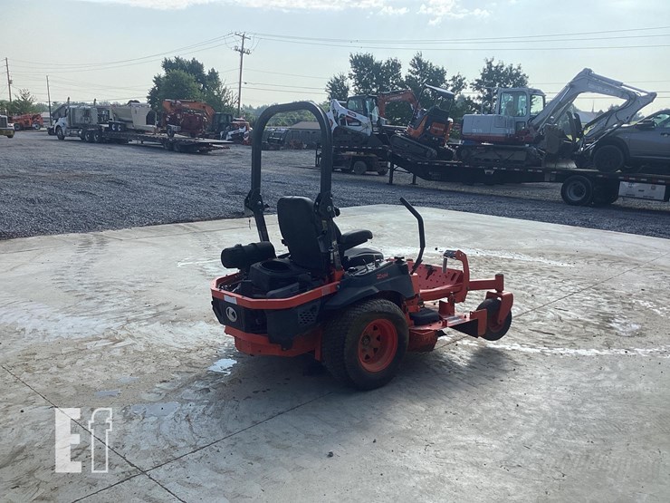 2014-kubota-z724-image-4