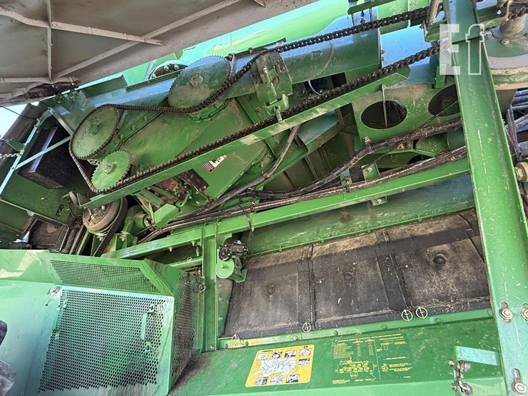 2006-john-deere-9760-sts-image-29