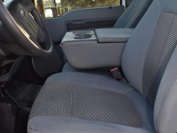2012-ford-f250-image-9