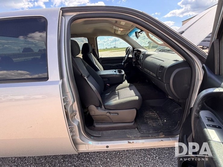 2014-chevrolet-2500hd-image-59