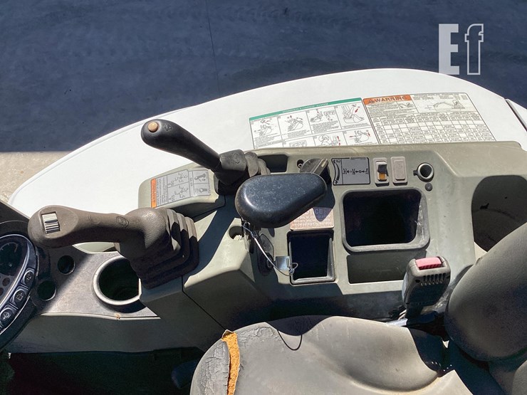 2015-bobcat-e32-image-29