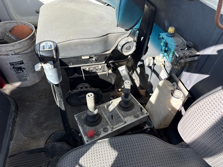 ford-l8000-image-24