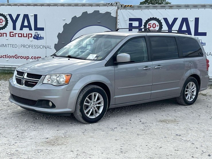 2016-dodge-caravan-image-1