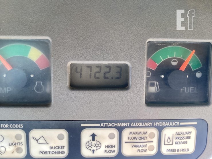 2006-bobcat-t180-image-23