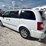 2016-chrysler-town-&-country-image-4