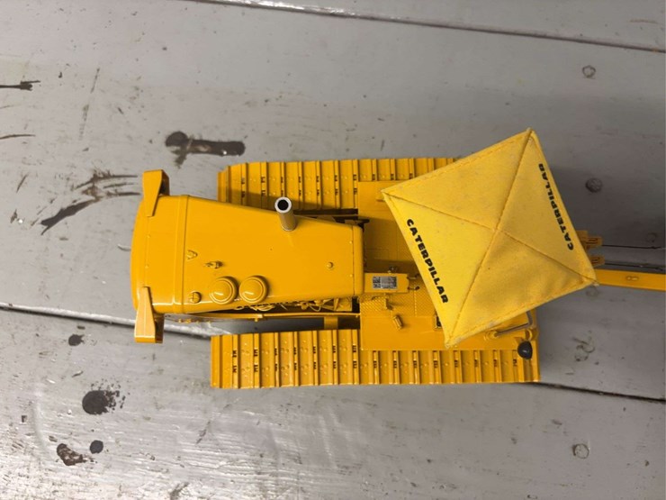 caterpillar-d9-image-7