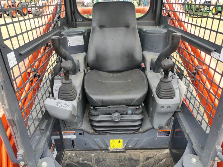 2020-kubota-svl75-2-image-12
