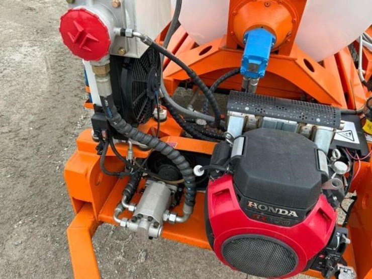 2024-1.5-cubic-meter-tow-behind-tri/a-concrete-fil-image-18