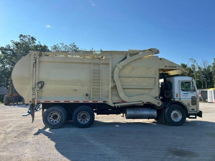 2009-peterbilt-pb320-coe-front-loading-t/a-garbage-image-4