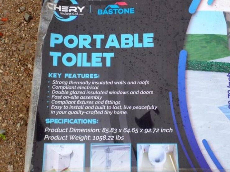 unused-bastone-portable-restroom-image-4