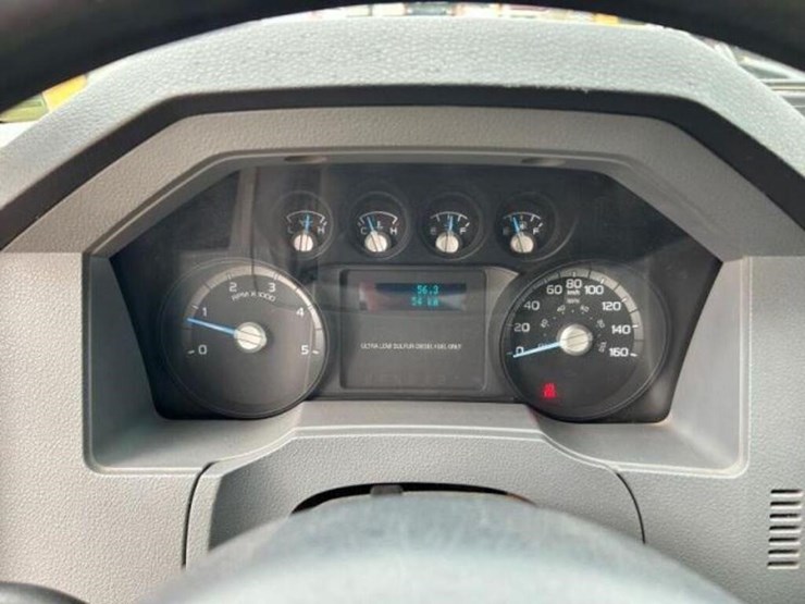 2013-ford-f750-xl-image-12