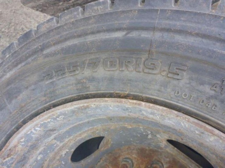 2016-ford-f550-xl-image-42
