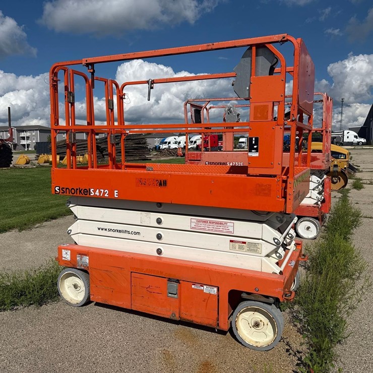 2017 SNORKEL S4726E
