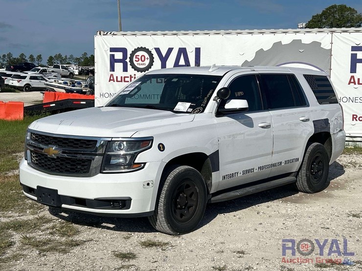 2017-chevrolet-tahoe-image-1