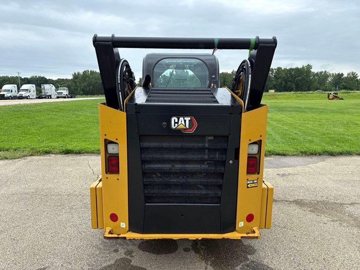 caterpillar-262d3-image-4
