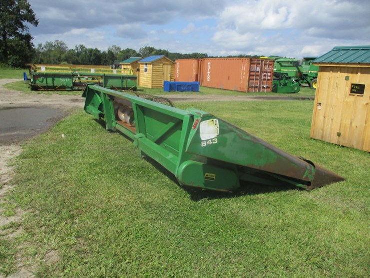 john-deere-843-image-9
