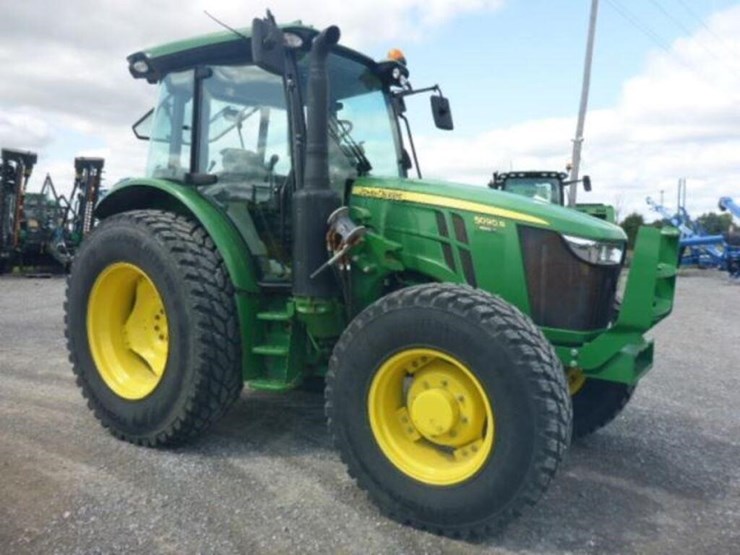 2019-john-deere-5090r-image-3