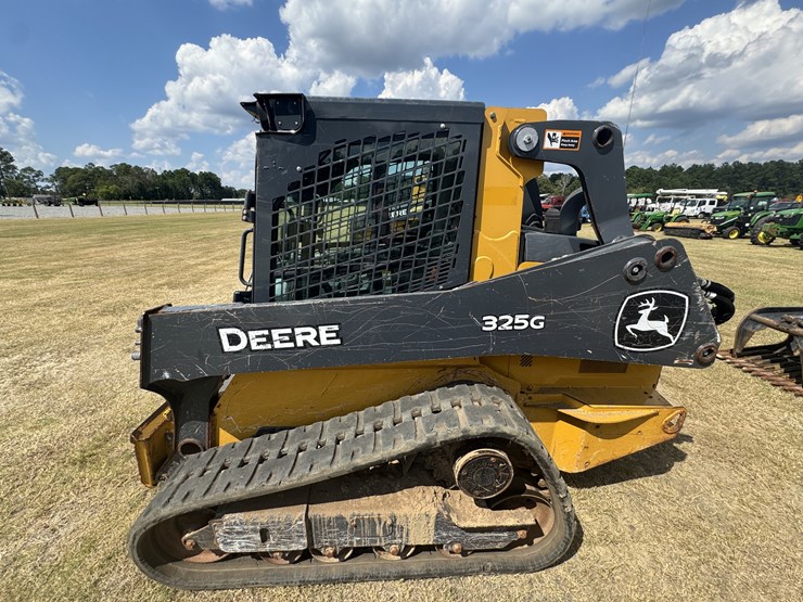 deere-325g-image-9
