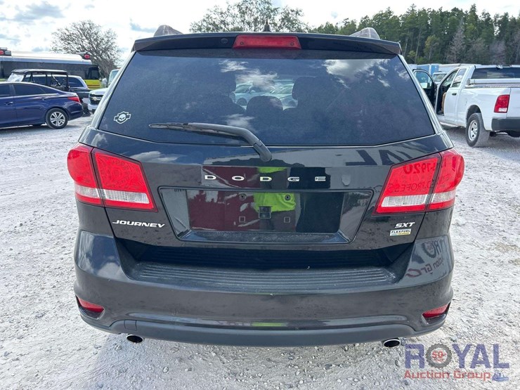 2015-dodge-journey-image-25