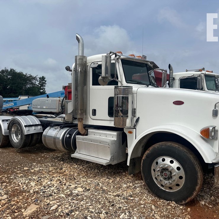 2012 PETERBILT 367
