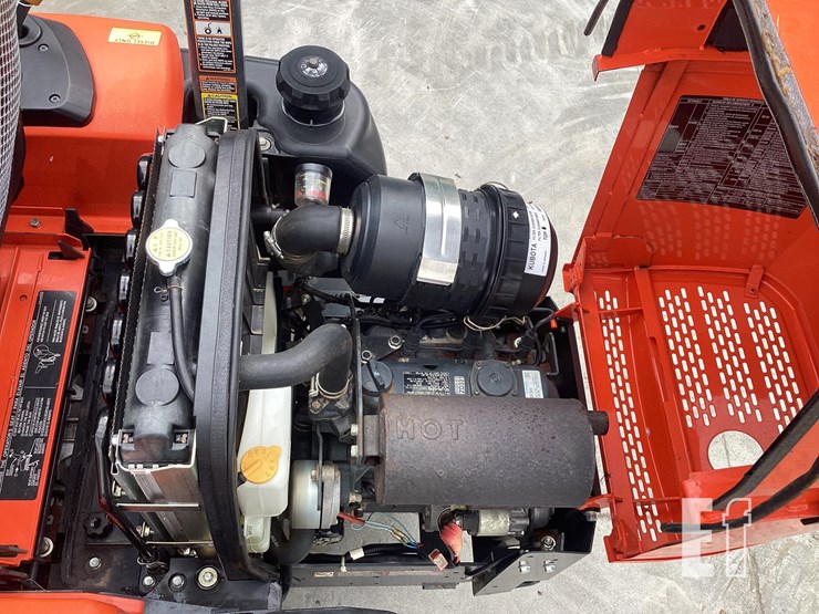 2015-kubota-zd331-image-13