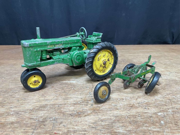john-deere-60-image-1
