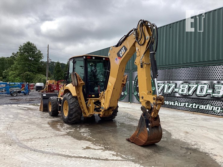 2019-caterpillar-440-image-2