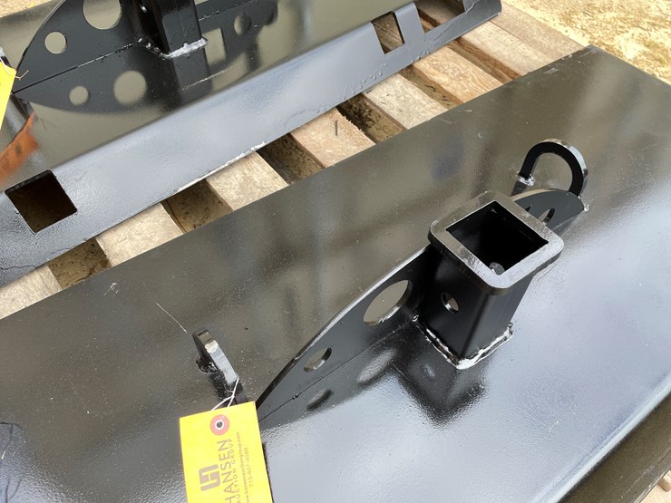 #2748-•-new-pinnacle-heavy-duty-1/2-moon-gusseted-2"-receiver-hitch-with-chain-hook-image-5