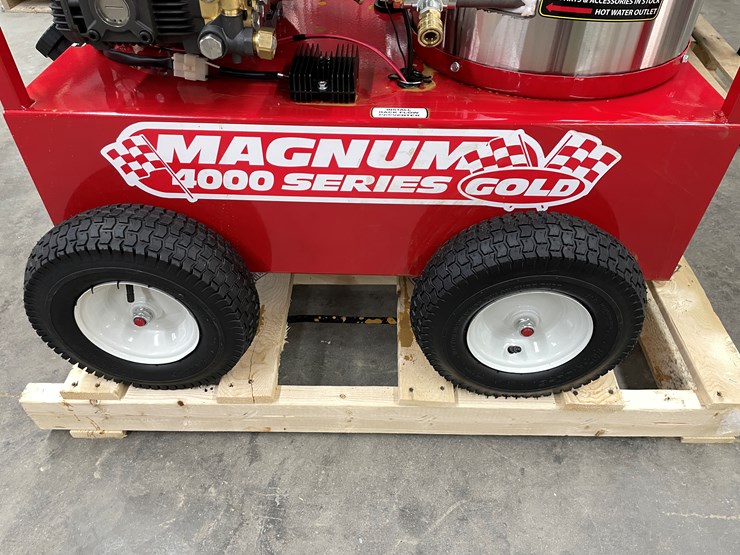 #2750-•-new-magnum-4000-hot-water-pressure-washer-image-7