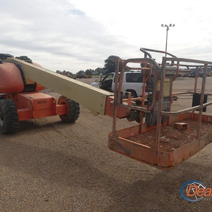 2005 JLG 600S