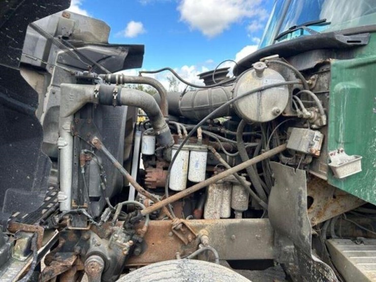 1999-mack-ch613-image-50