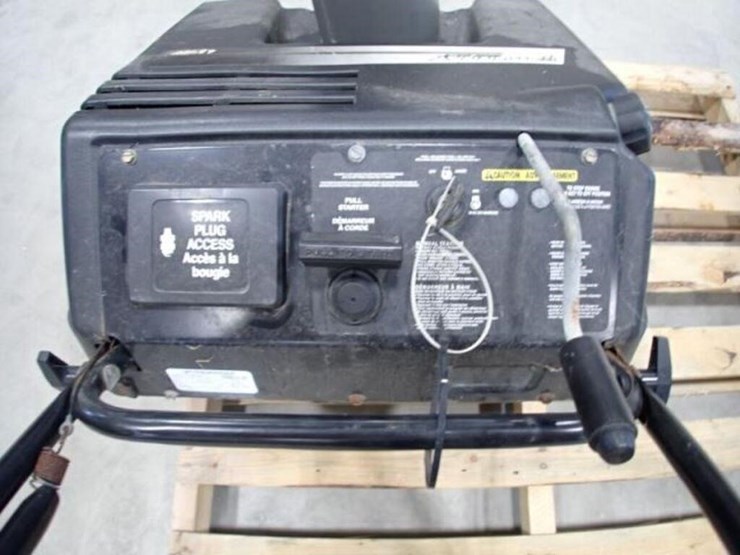 murray-21-in.-gas-snow-thrower-image-13