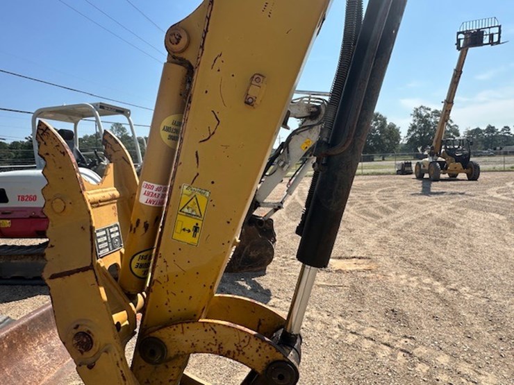 2012-caterpillar-305e-cr-image-36