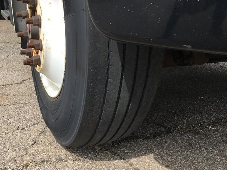 2013-hino-338-image-9