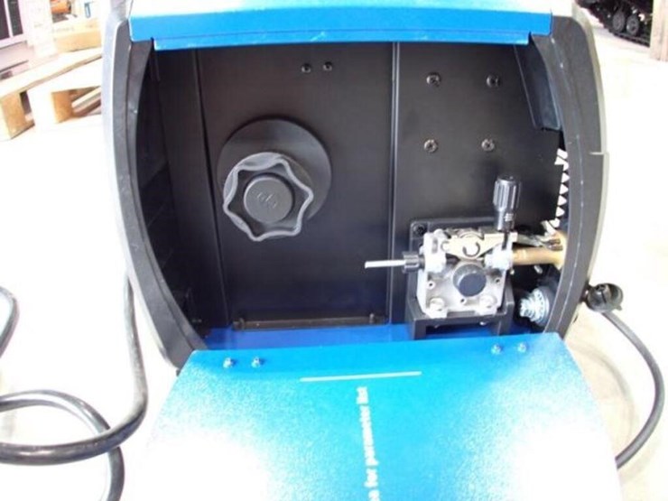 linde-mig180-arc-welder-ri140731761-image-10