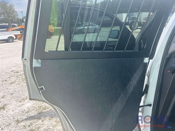 2018-chevrolet-tahoe-image-18
