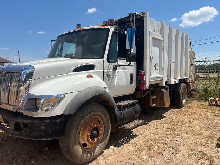2003-international-durastar-4300-image-1