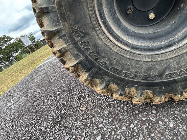 john-deere-gator-image-21