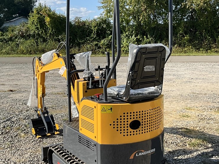 landhero-ldh-kn16-mini-excavator-9025-image-6