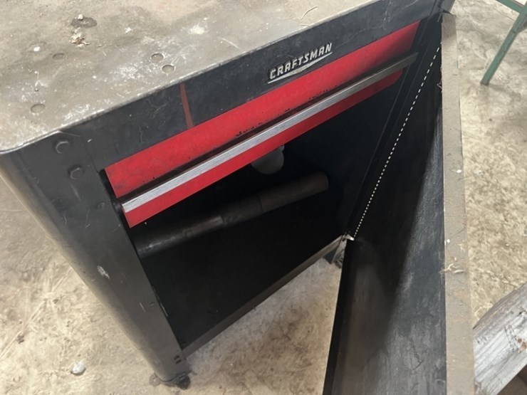 craftsman-tool-box-image-5