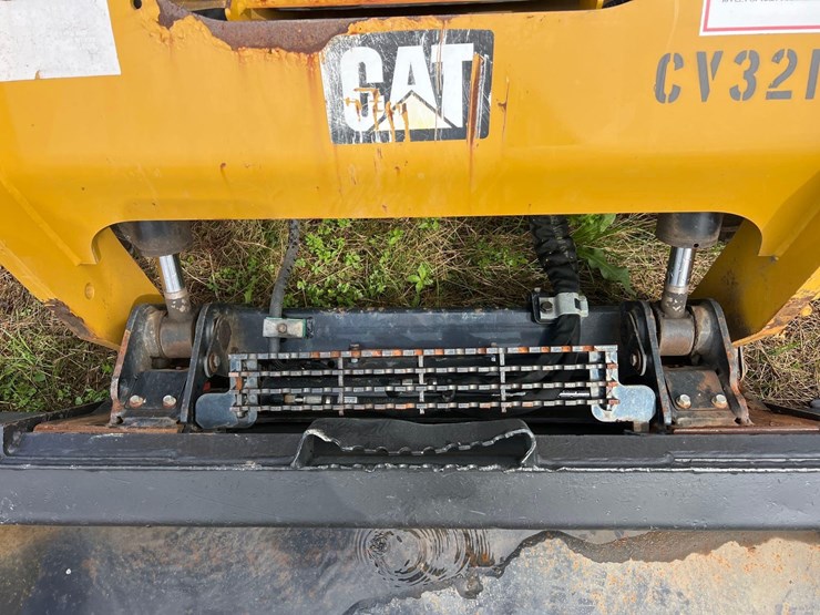 caterpillar-262d-image-11