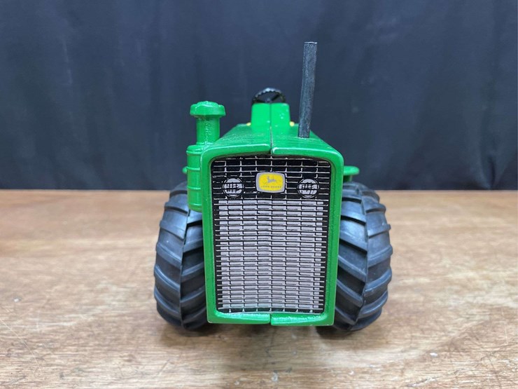 john-deere-16-image-10