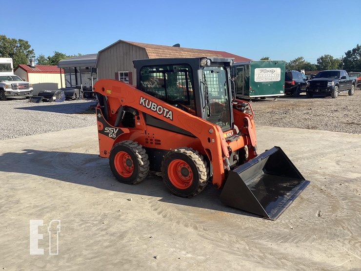 2018-kubota-ssv65-image-6