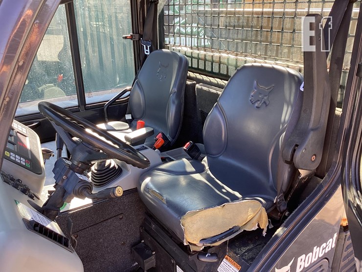 bobcat-toolcat-5600-image-25