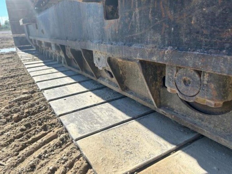 2010-caterpillar-324dl-image-58