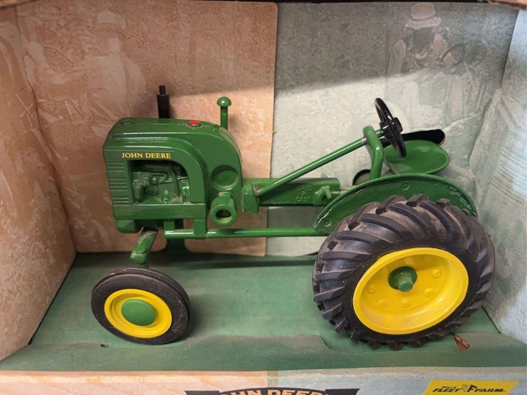 john-deere-16-image-3