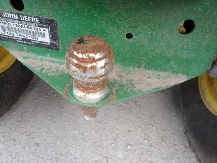 john-deere-lt133-image-15